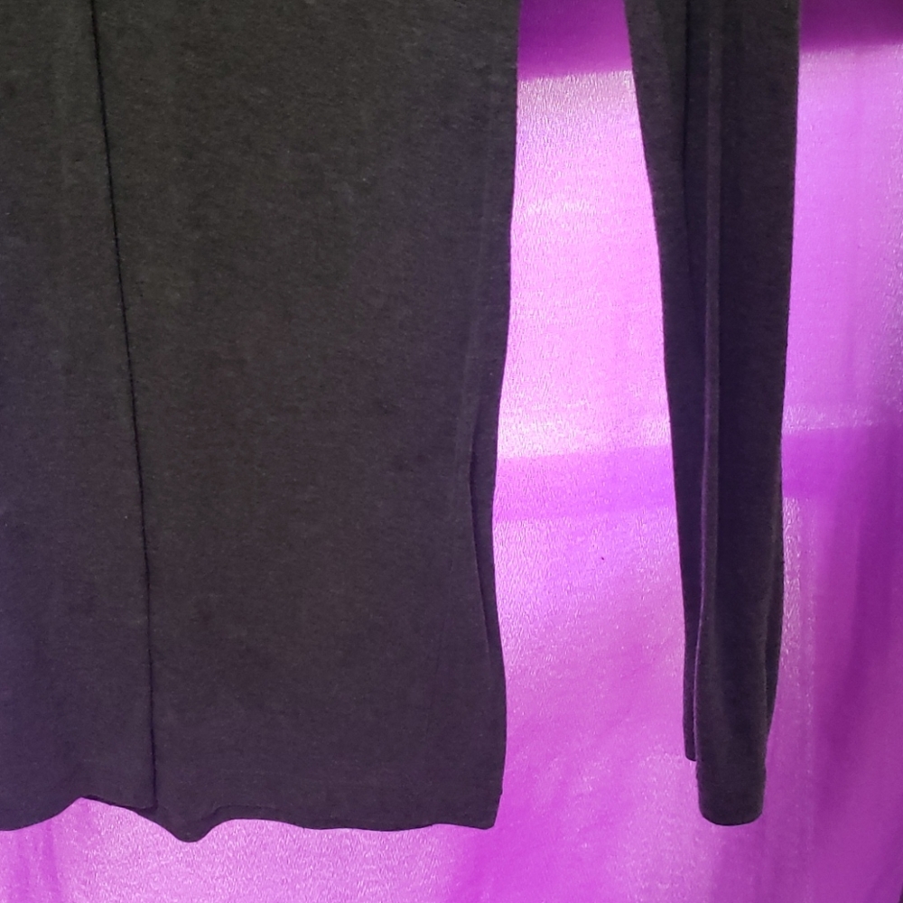 Gray long sleeve T - Picture 4 of 5